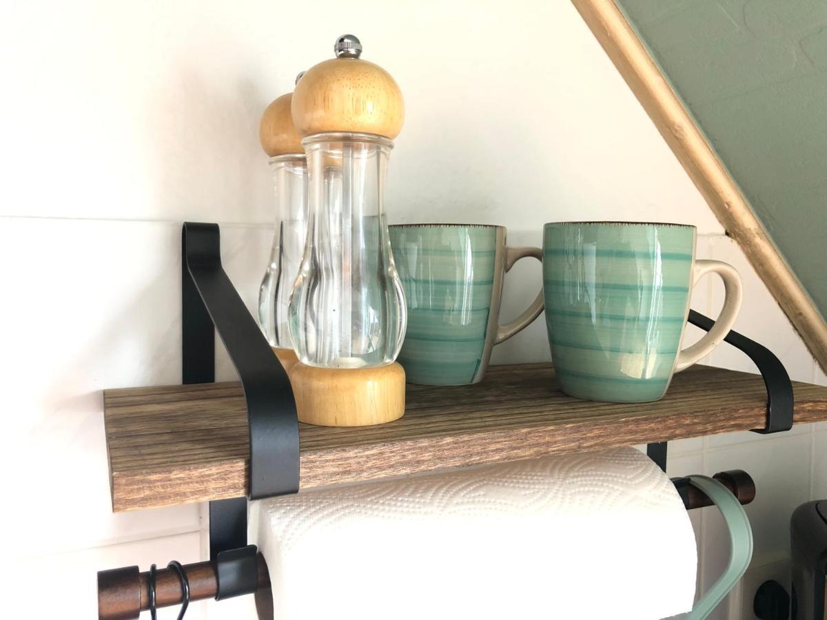 Cottbus-Apartments - Green Apartment I Privat I Wifi I Kueche I Balkon Luaran gambar